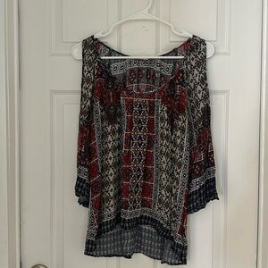 Boho shirt with “cold shoulder” guc